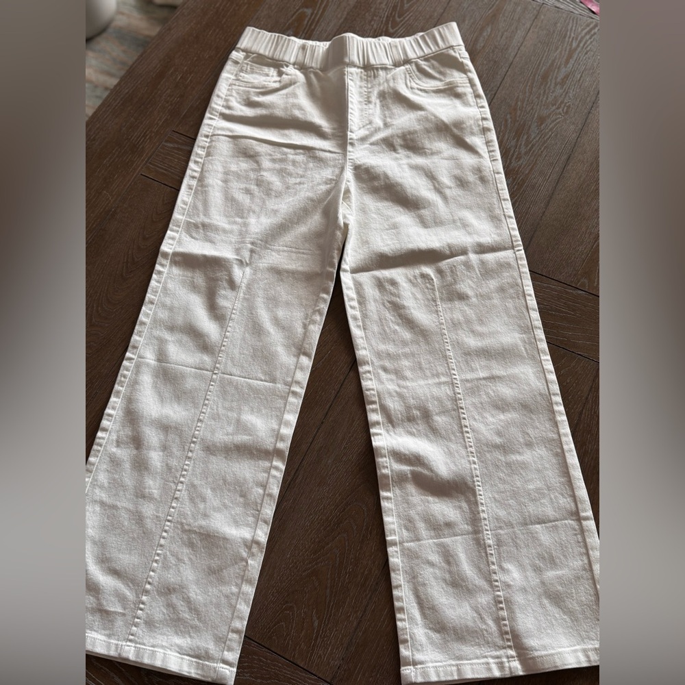 NWOT Stylish White Wide-Leg Pants
